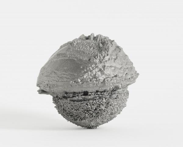 Sunville is a research on the objecthood of photography that ranges from old photographic techniques and expired film to digital 3D technology