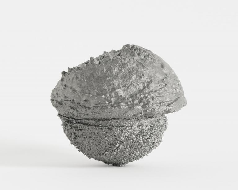 Sunville is a research on the objecthood of photography that ranges from old photographic techniques and expired film to digital 3D technology