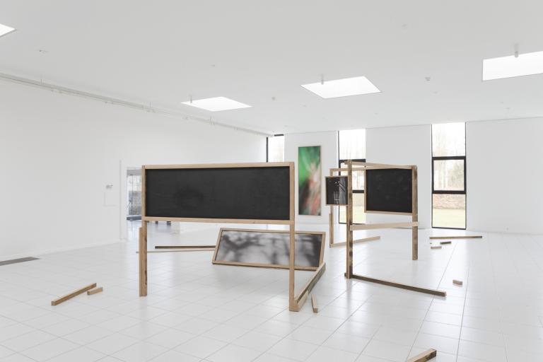 Sunville is a research by Ives Maes on the objecthood of photography that ranges from old photographic techniques and expired film to digital 3D technology